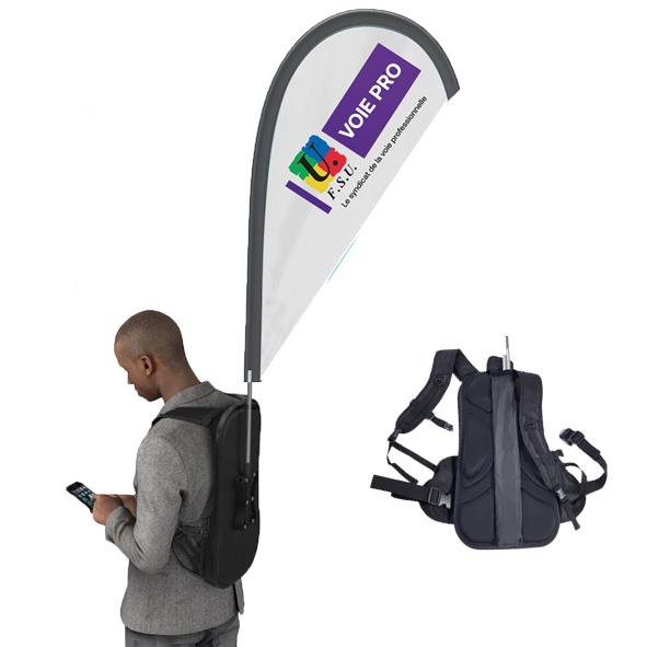 DRAPEAU SUR SAC A DOS